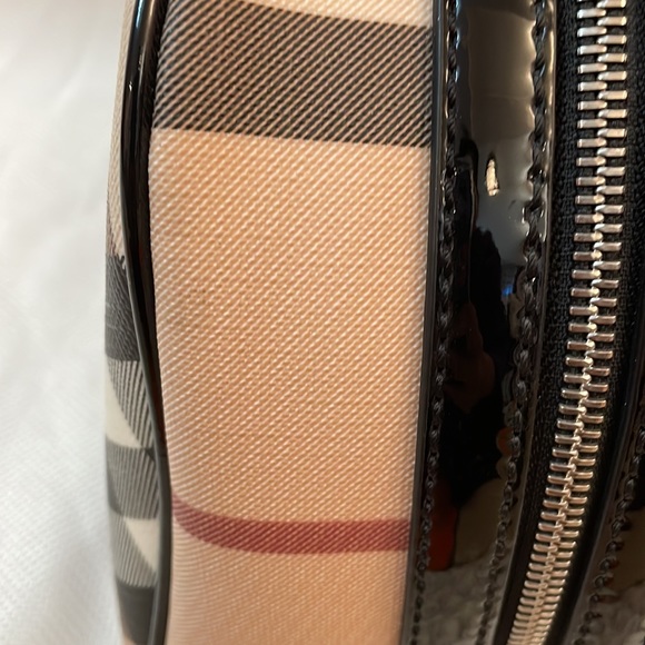 ❤️ Authentic Burberry Supernova Leather Handbag - Picture 6 of 13